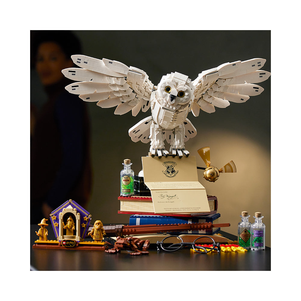 LEGO® Harry Potter™ Hogwarts™ Icons - Collectors' Edition 76391 (3,010 Pieces)