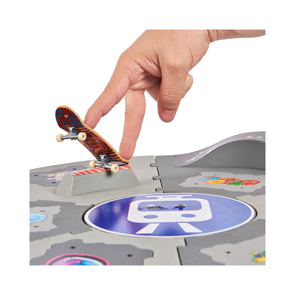 Tech Deck Turntable Vehicle Figure Playset