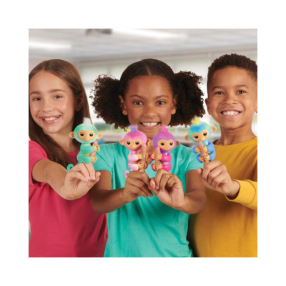 An Energetic Dance Celebration with Lieblinge, image size:1000x1000