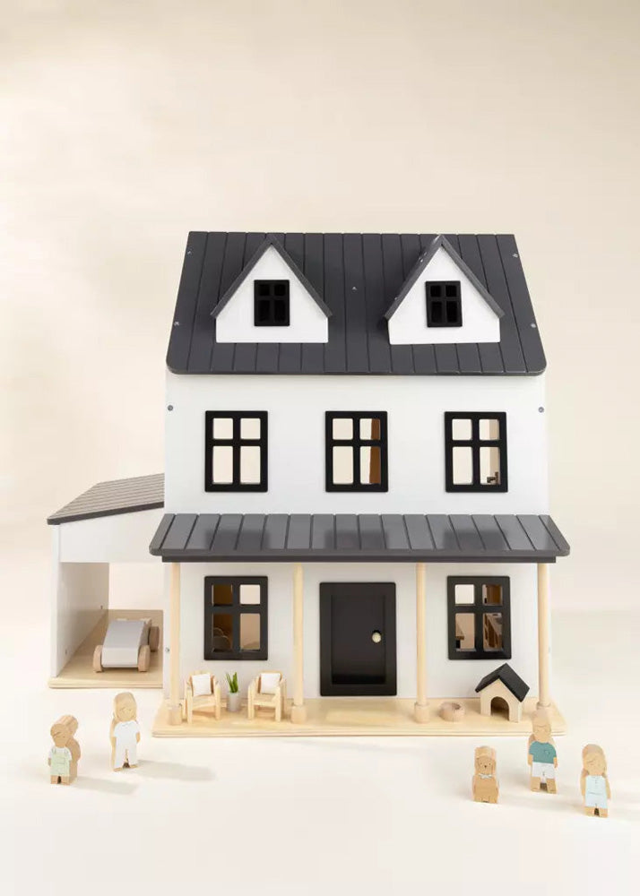 Coco Village Doll House