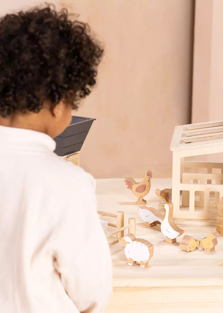 Coco Village Set of 6 Barnyard animals on Wooden Plate