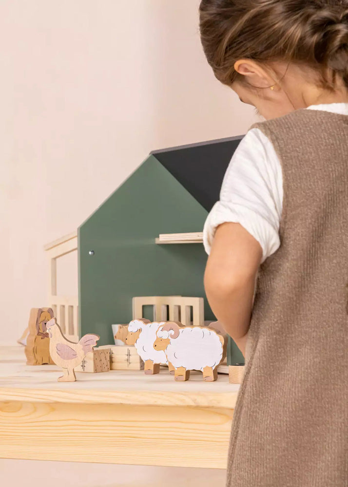 Coco Village Set of 6 Barnyard animals on Wooden Plate