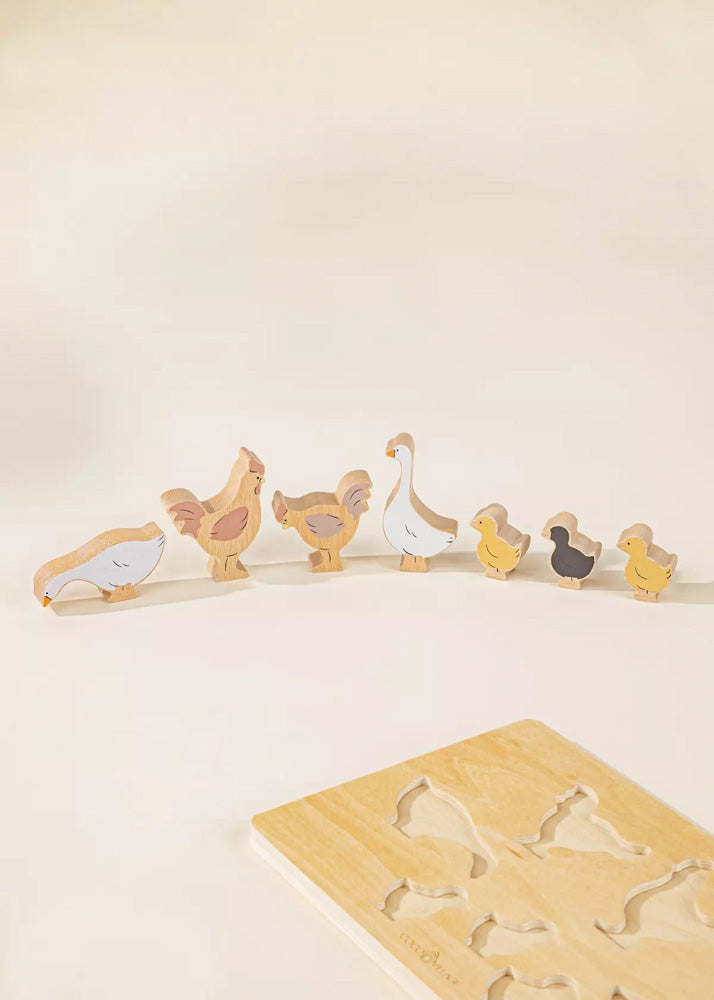 Coco Village Set of 6 Barnyard animals on Wooden Plate