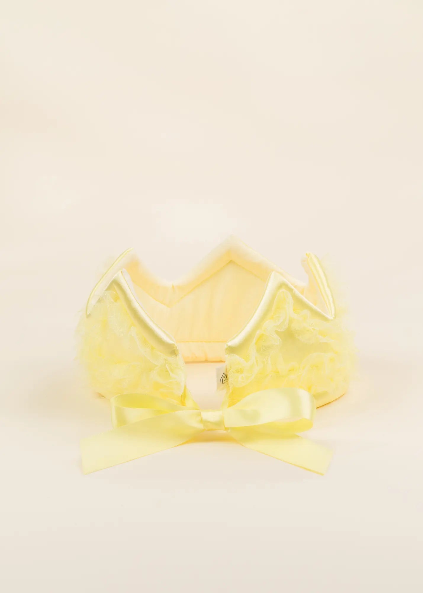 Coco Village Gelato Ruffle Crown