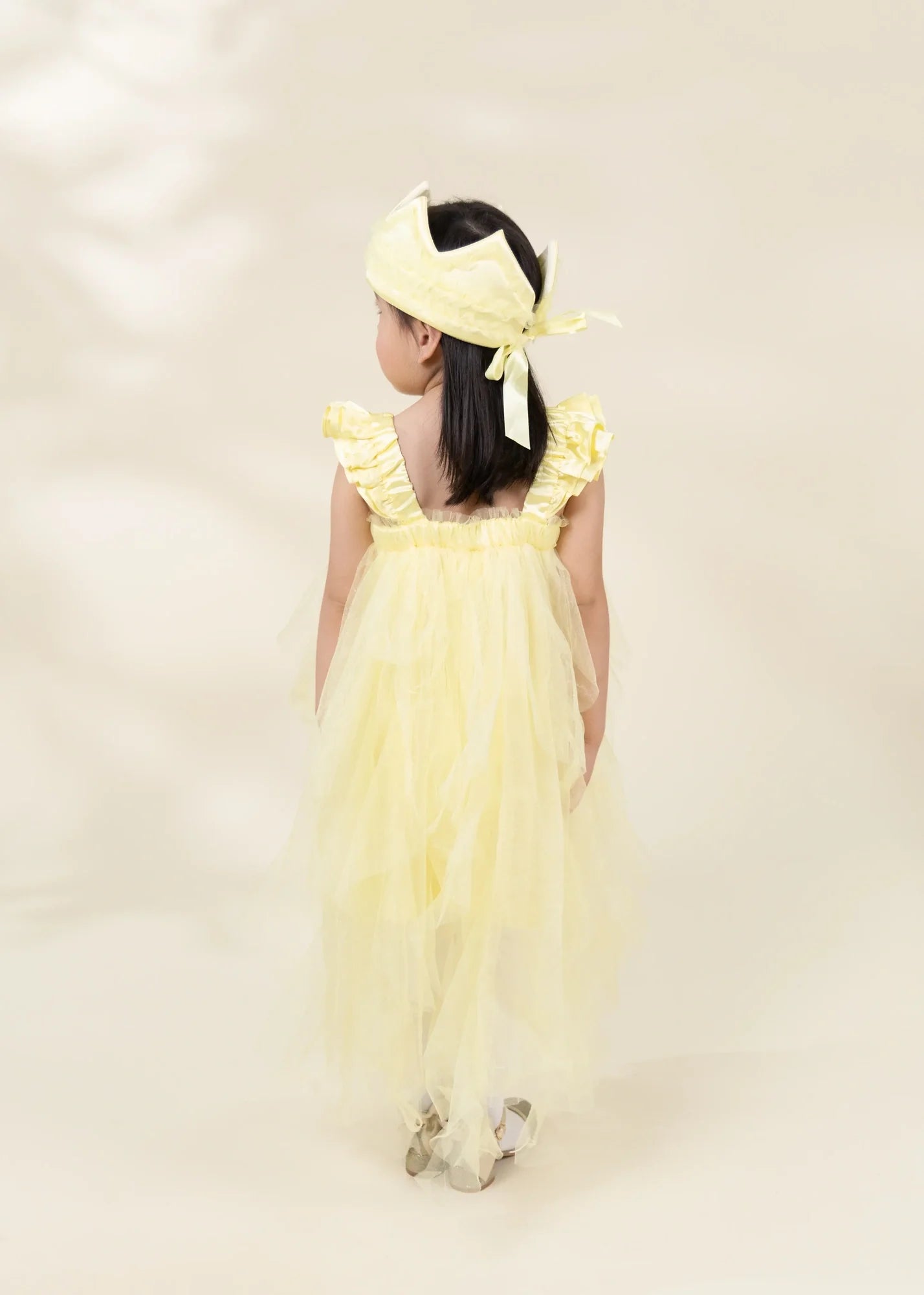 Coco Village Gelato Ruffle Crown