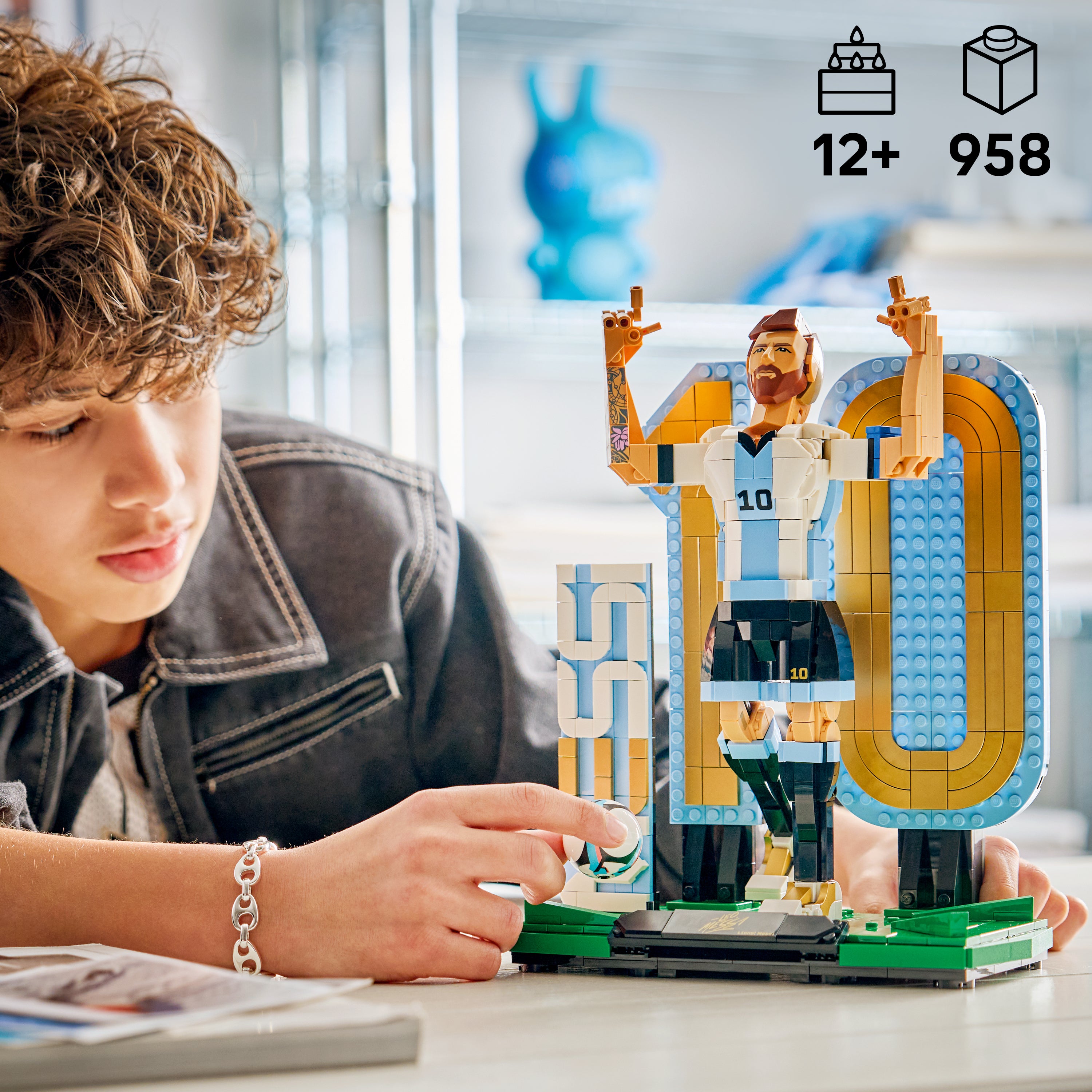 LEGO Editions Lionel Messi – Soccer Legend 43015