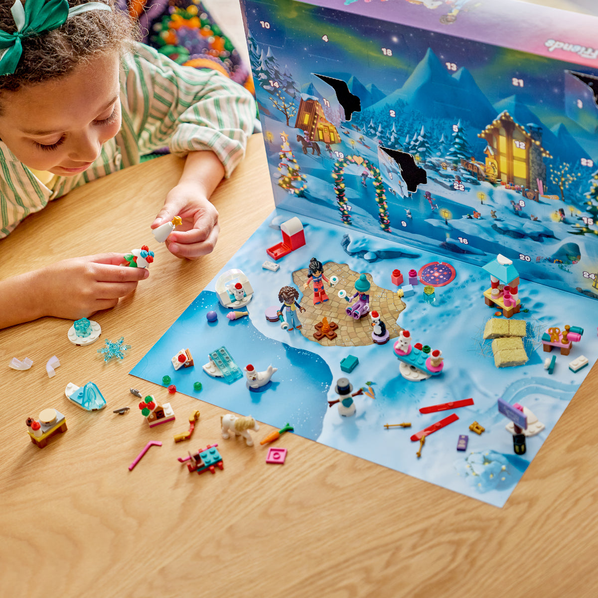 42698_FRIENDS_2HY26_EcommerceMobile_NOTEXT_3000x3000_4