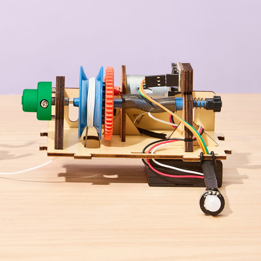 KiwiCo Motion-Sensing Spider