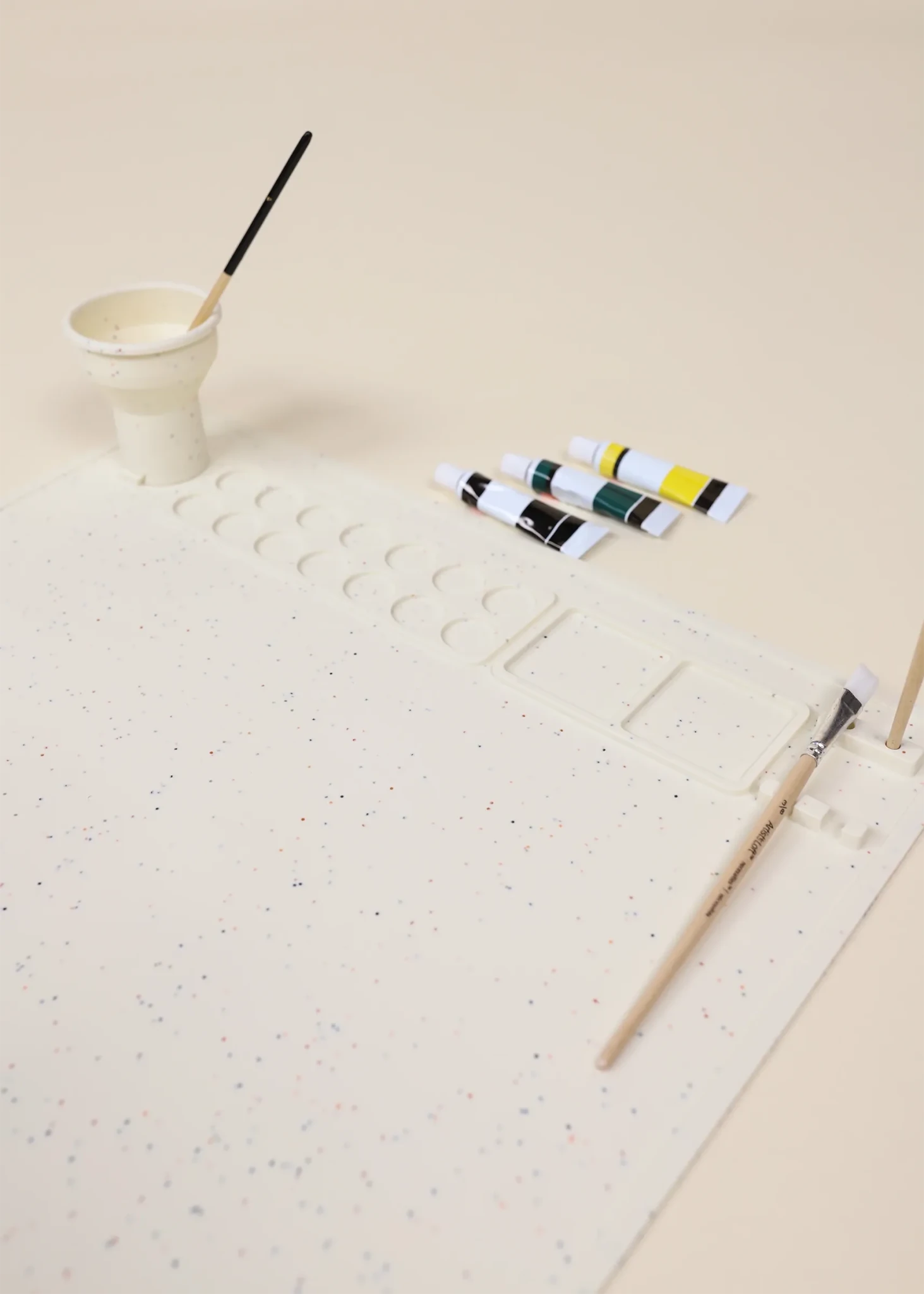 Art Painting Silicone Placemat - Foam - Mastermind Toys___244398