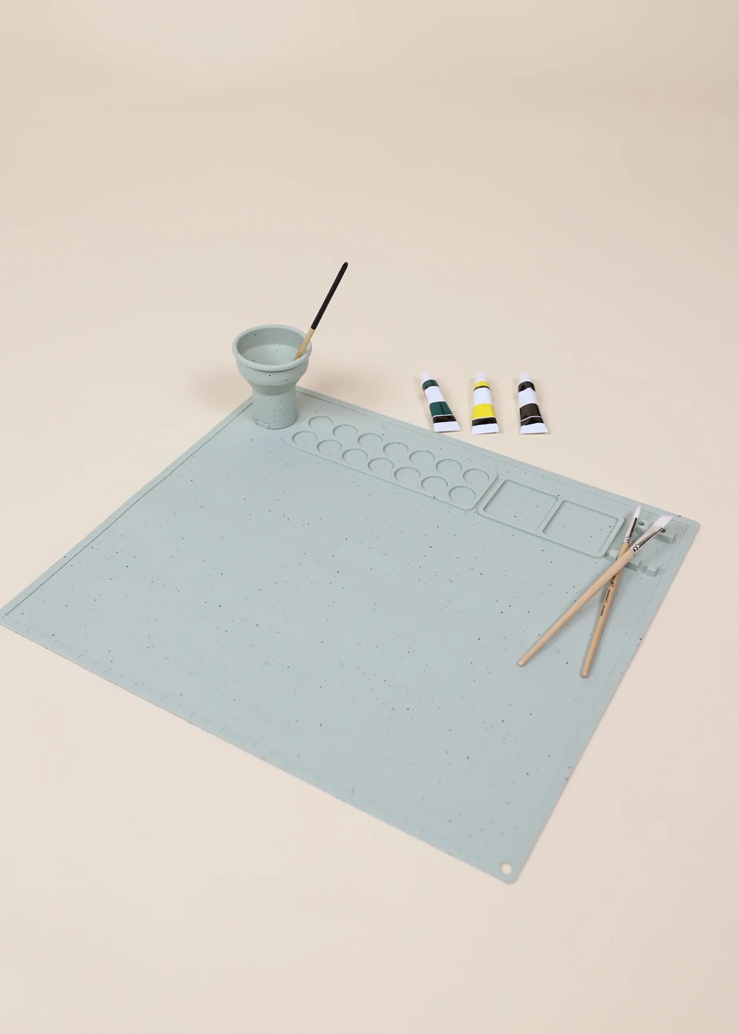Art Painting Silicone Placemat - Seafoam - Mastermind Toys___244396