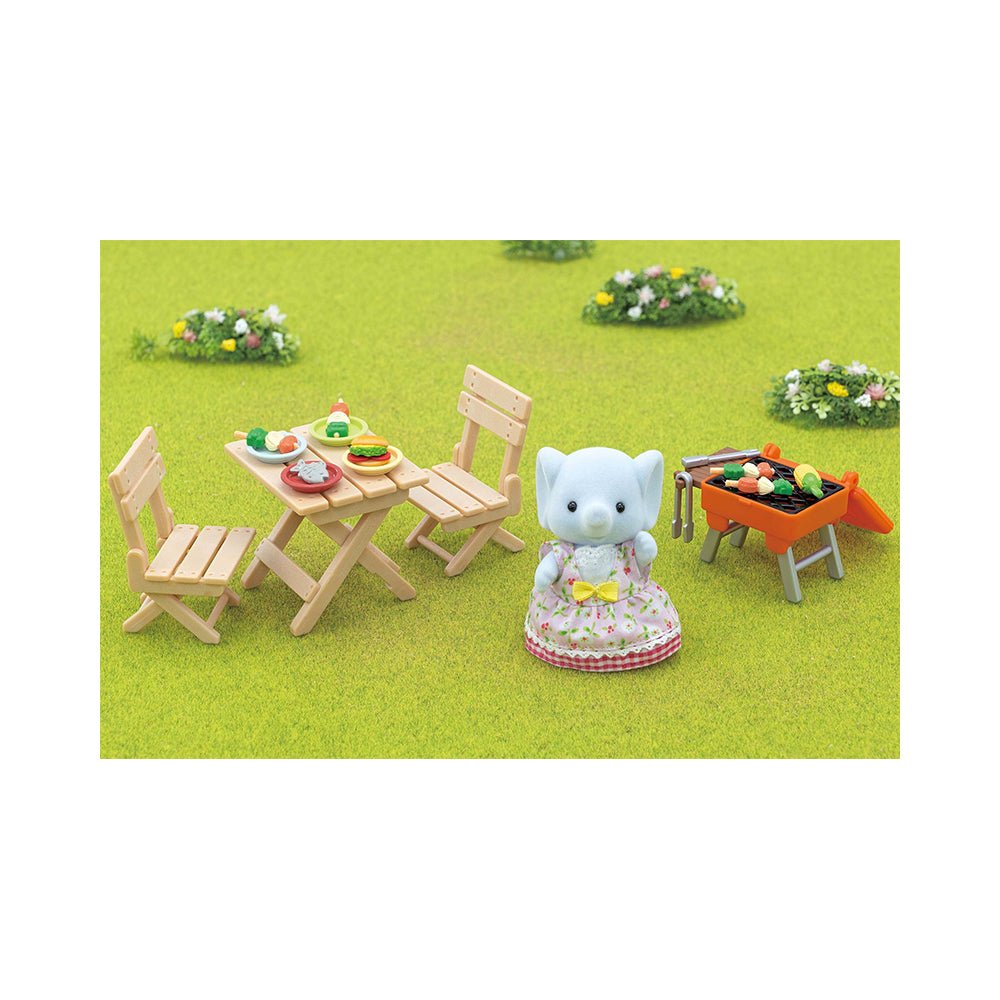 Calico Critters Elephant Girl BBQ Picnic Set - Mastermind Toys___225213