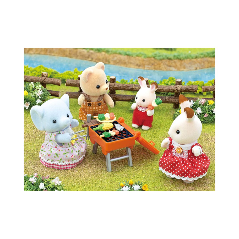 Calico Critters Elephant Girl BBQ Picnic Set - Mastermind Toys___225213
