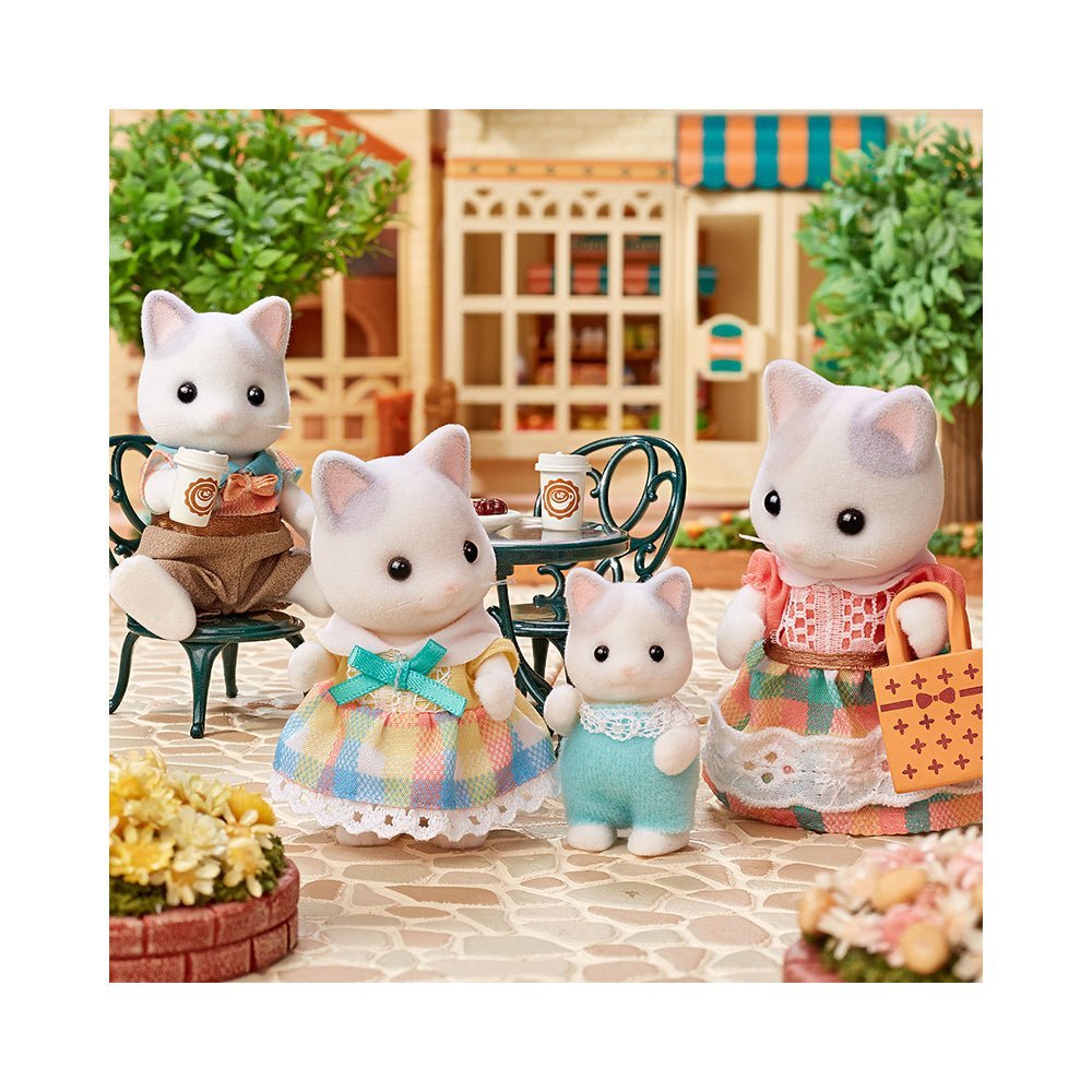 Calico Critters Latte Cat Family - Mastermind Toys___253541