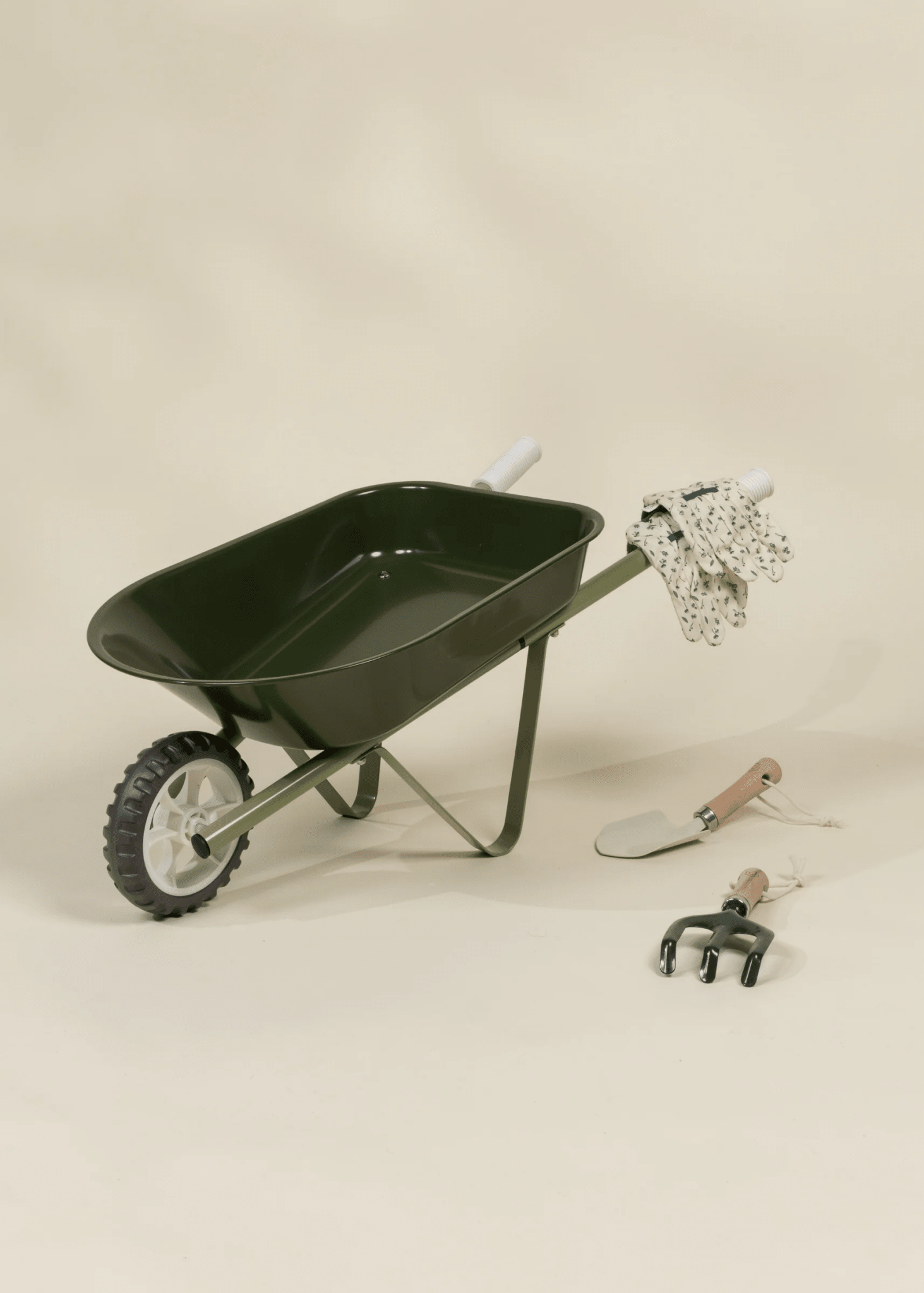 Coco Village Heritage Wheelbarrow – Liane - Mastermind Toys___245673