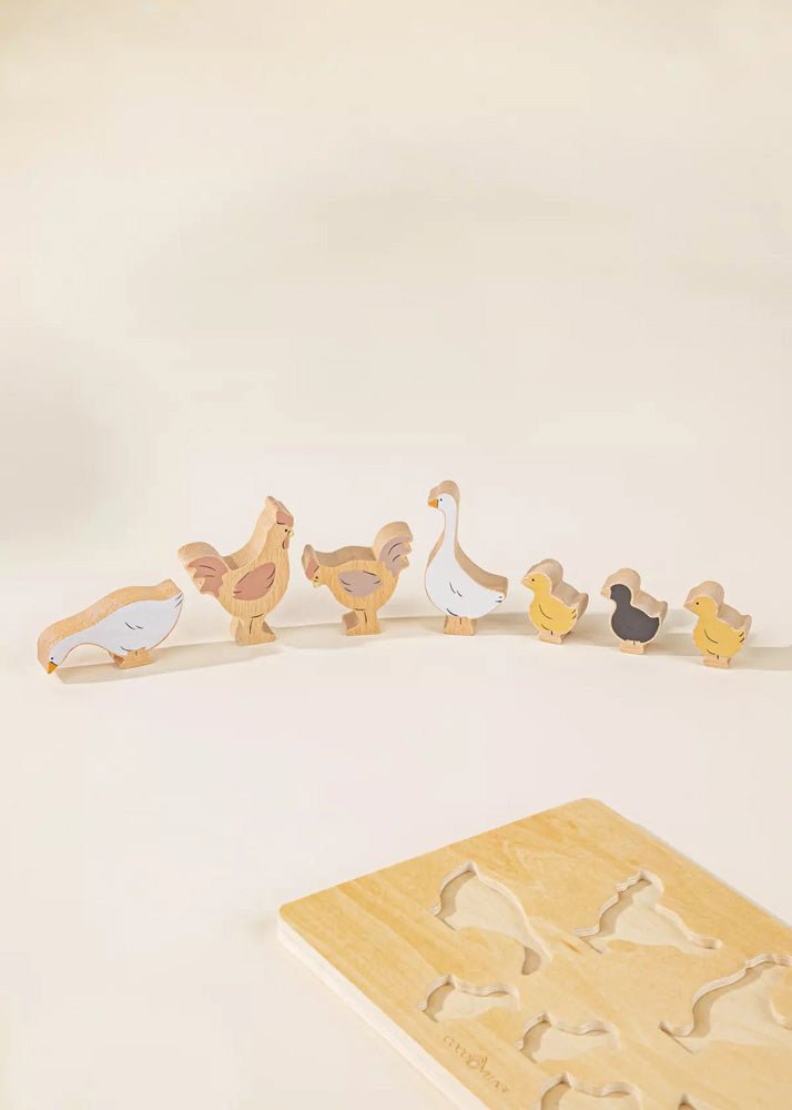 Coco Village Set of 6 Barnyard animals on Wooden Plate - Mastermind Toys___233447