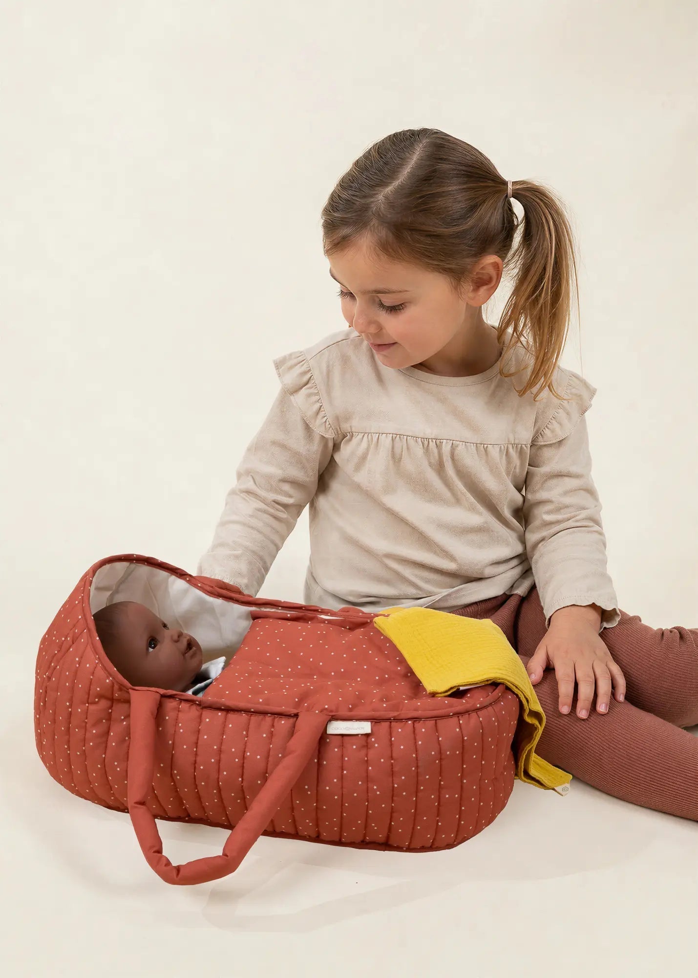 Doll Moses Basket - Fresa - Mastermind Toys___250762