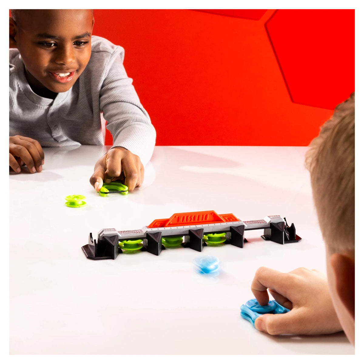 Fat Brain Toys Foosbots Coffret de 2 - jeu de table de football pour 2 joueurs - jeu Fat Brain Toys Foosbots Coffret de 2 - jeu de table de football pour 2 joueurs - jeu