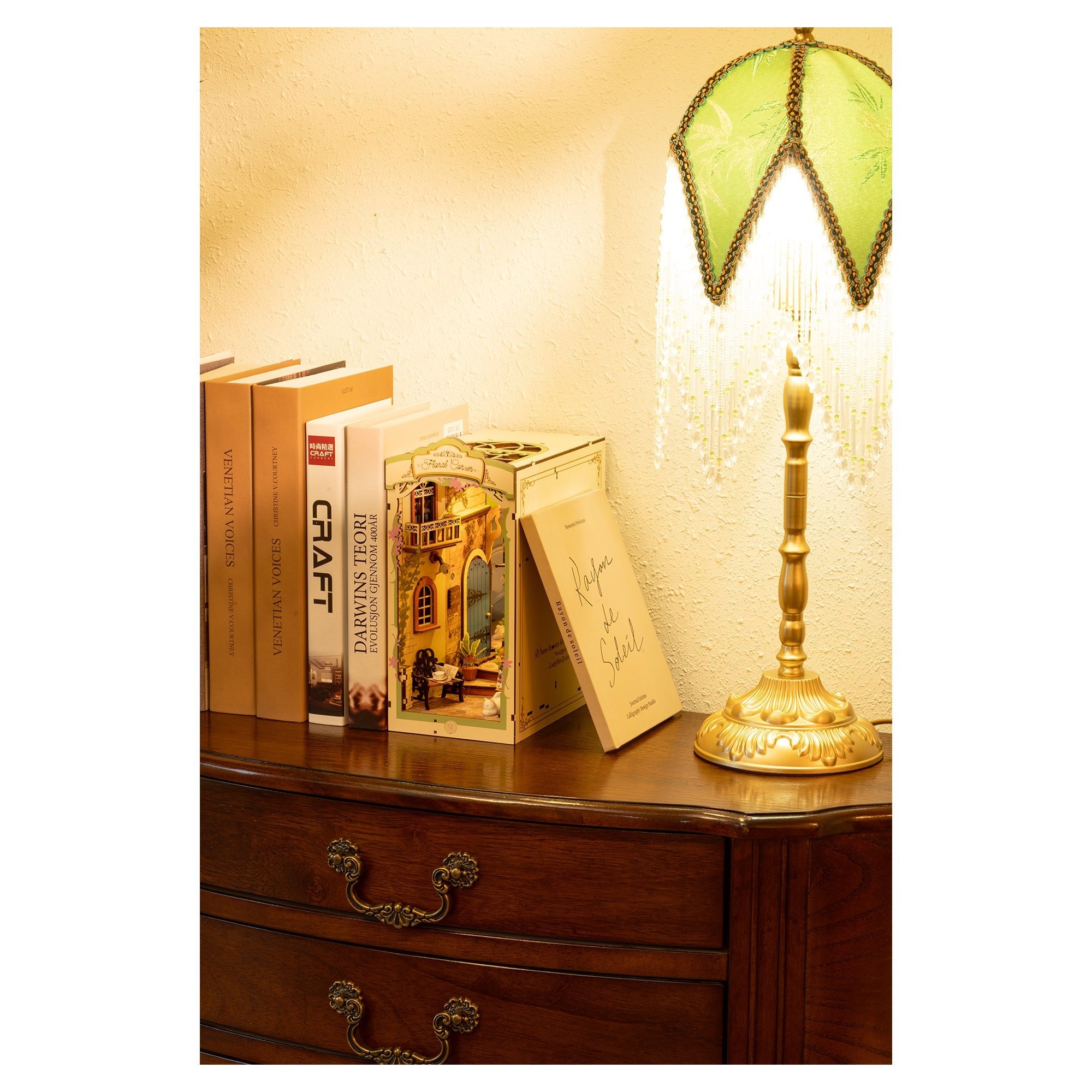 Floral Corner - Mastermind Toys___248353