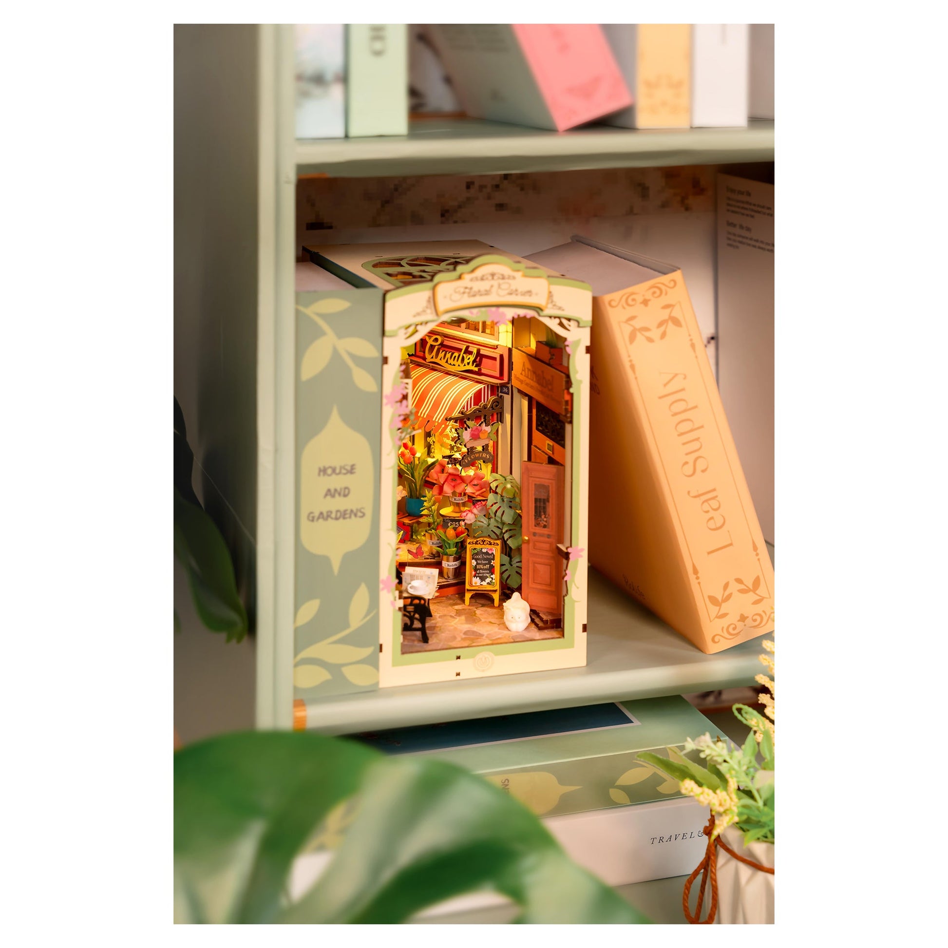 Floral Corner - Mastermind Toys___248353