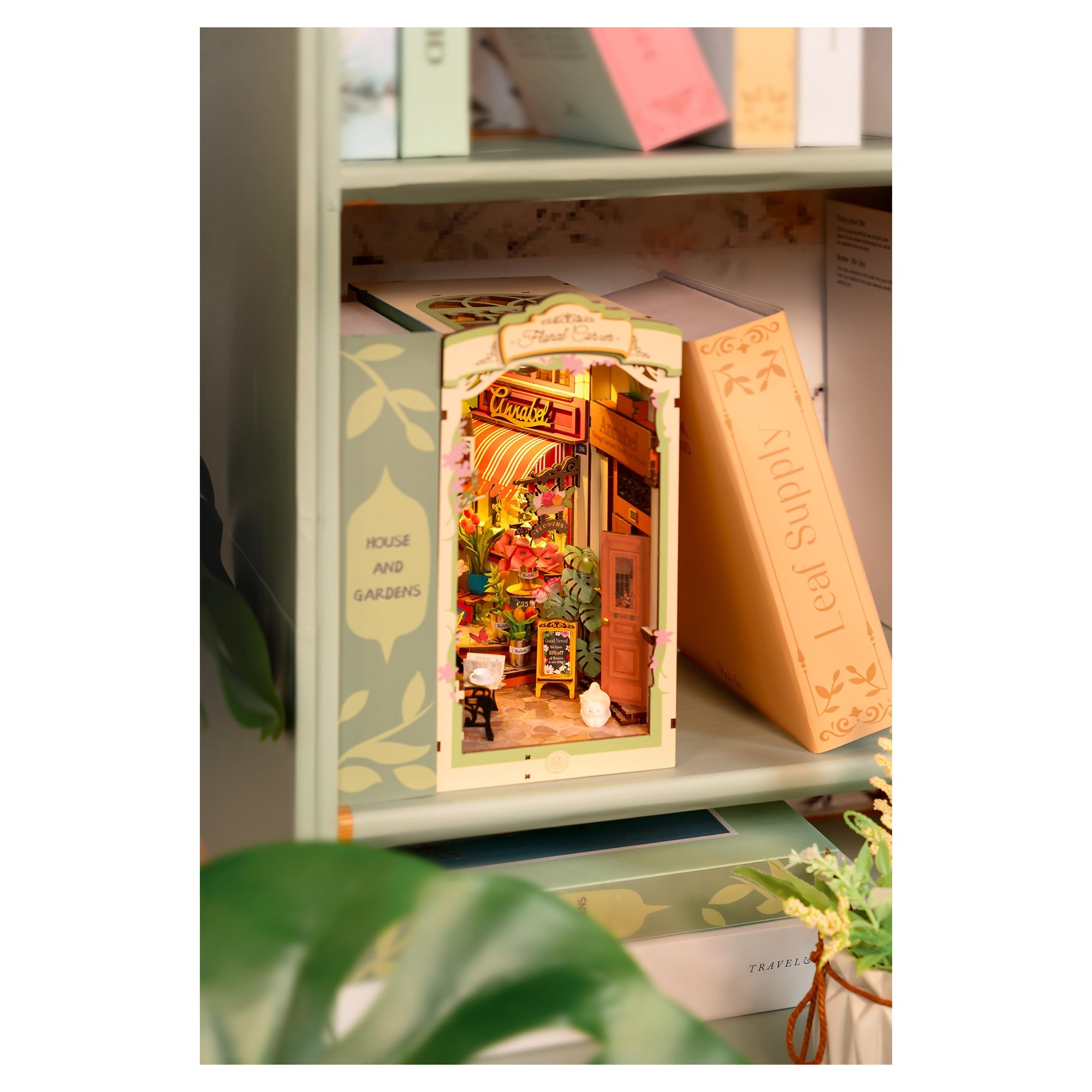 Floral Corner - Mastermind Toys___248353