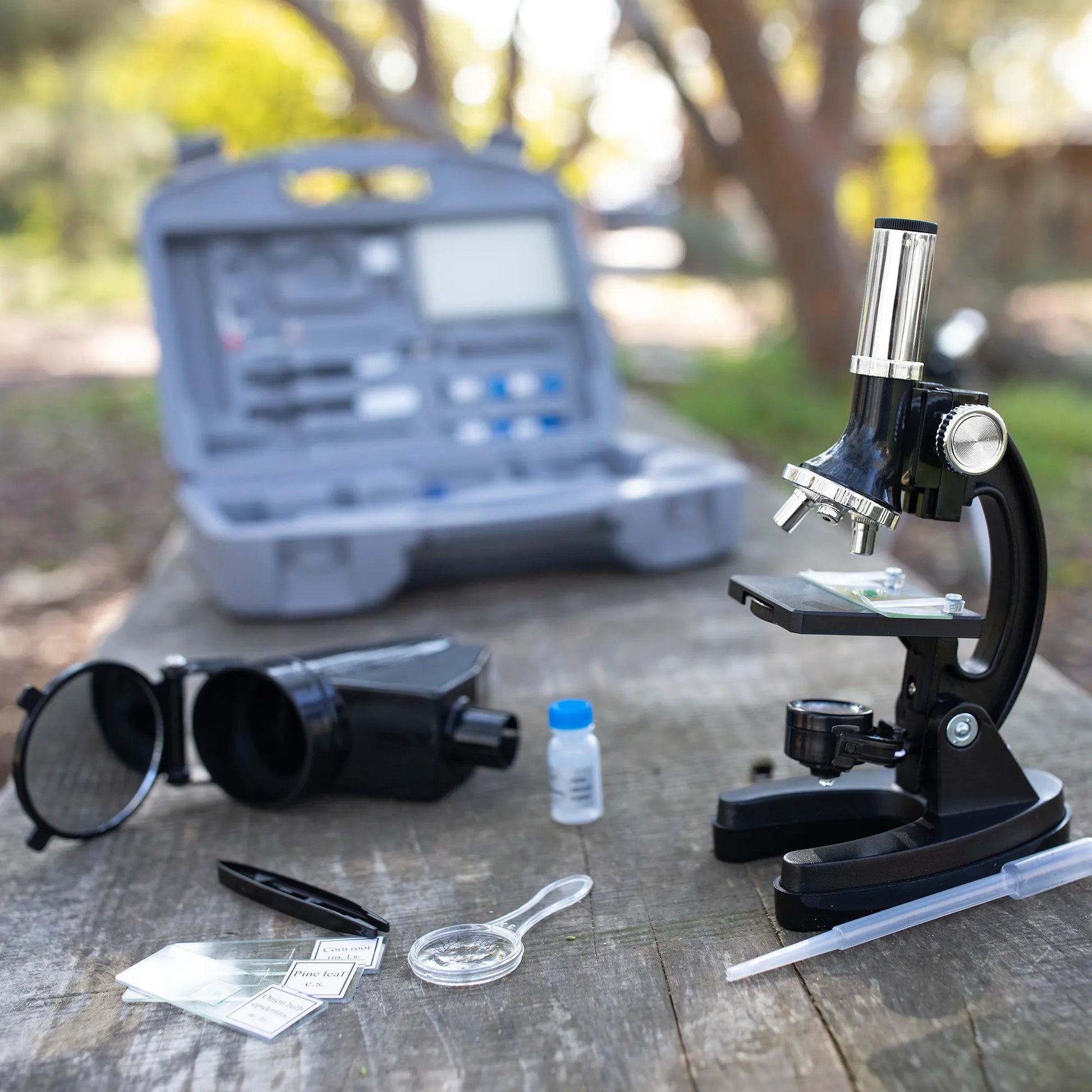 GeoSafari® MicroPro Microscope Set - Mastermind Toys___255165