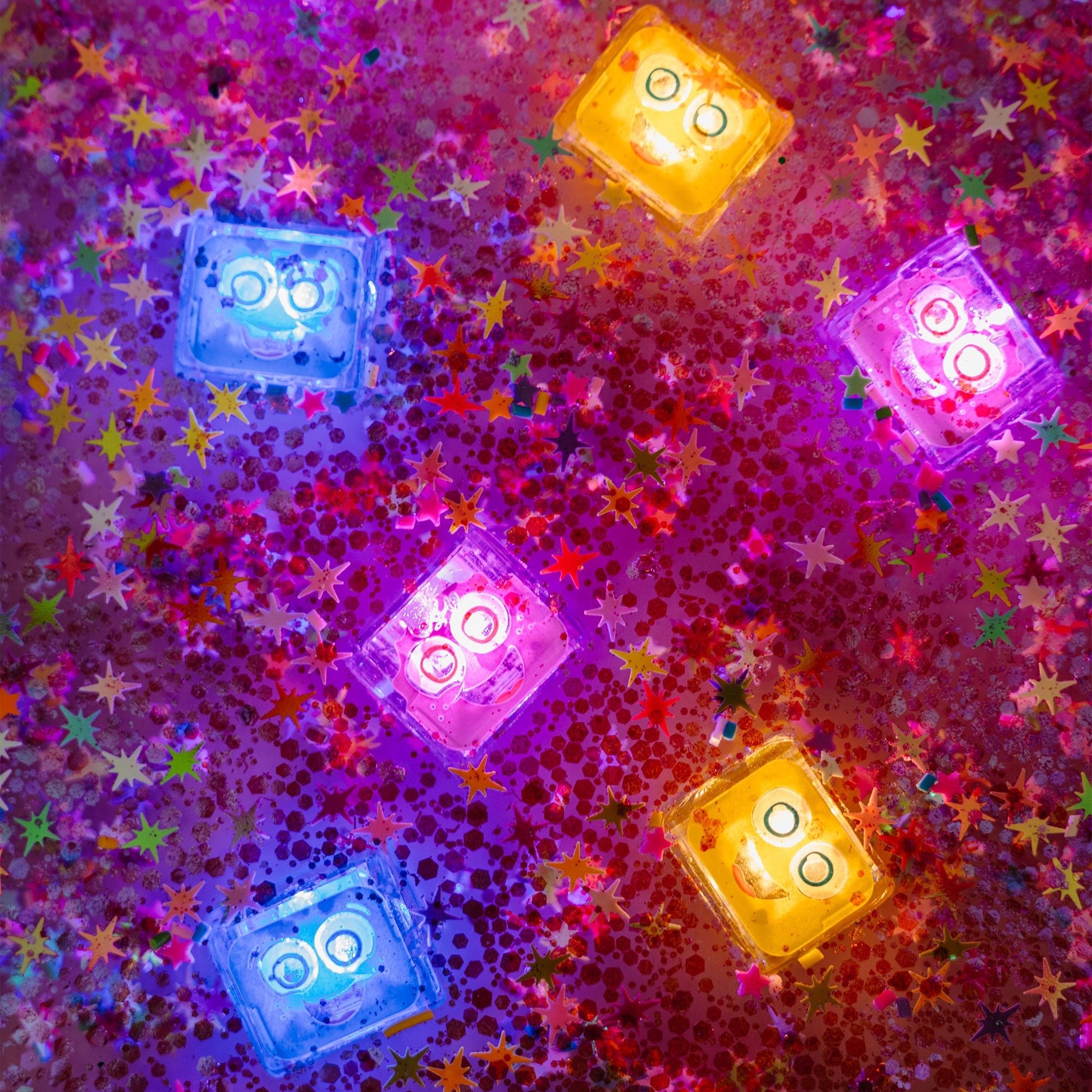 Glo Pals - Light Up Cubes 4pk - Alex - Yellow - Mastermind Toys___255566