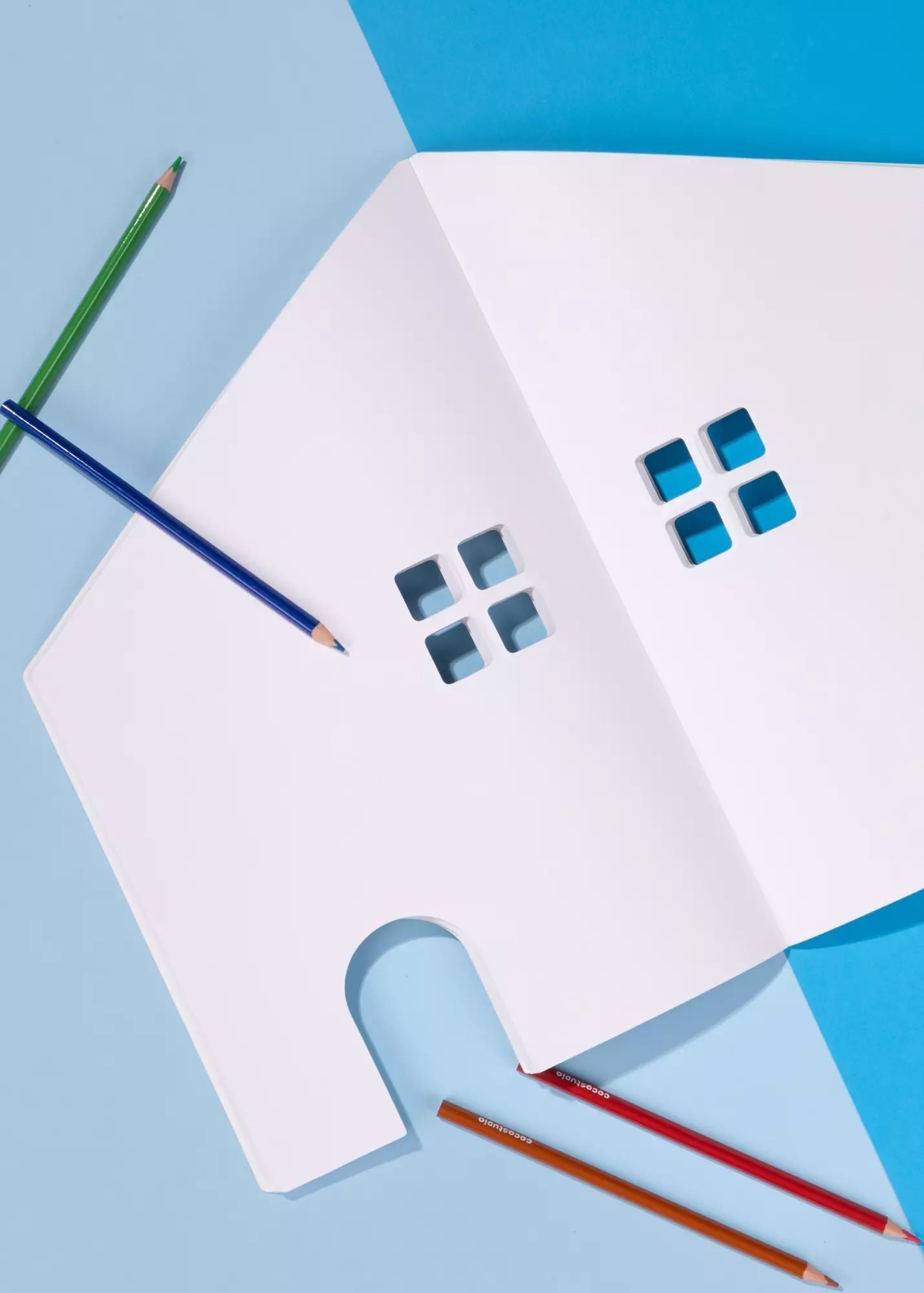 House Shaped Kids Sketchbook (40 pages) - Mastermind Toys___250095