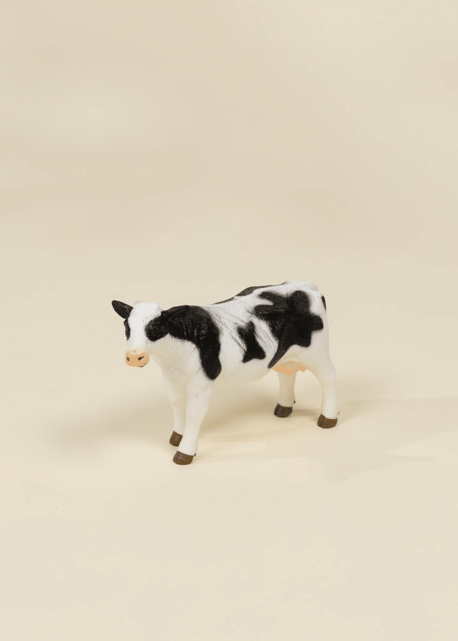 Large Farm Animal Play Figurine – Cow - Mastermind Toys___250072
