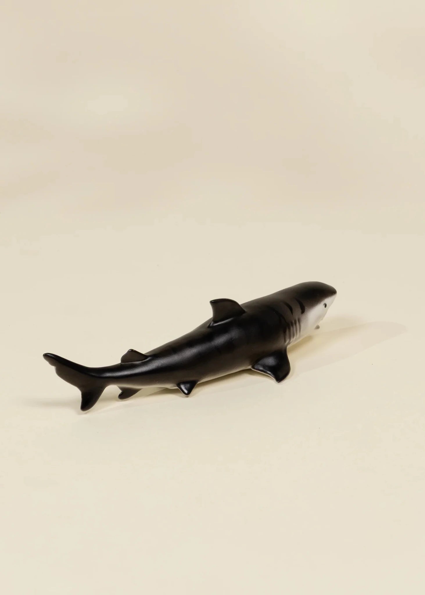 Large Sea Life Animal Play Figurine – Tiger Shark - Mastermind Toys___250091