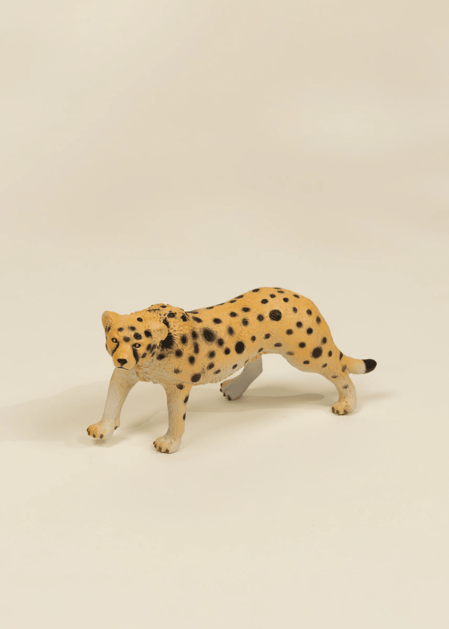 Large Wildlife Animal Play Figurine – Cheetah - Mastermind Toys___250078