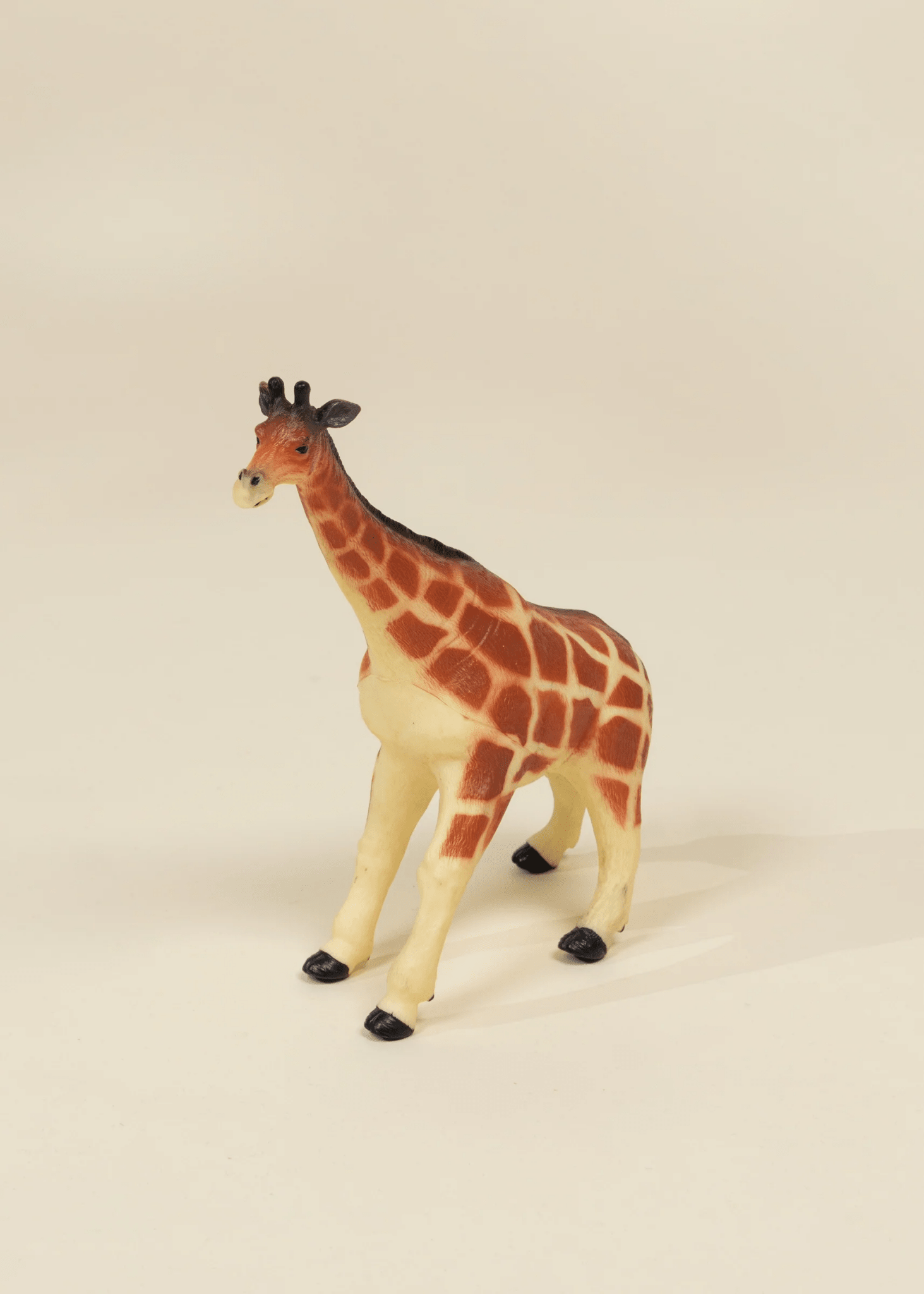 Large Wildlife Animal Play Figurine – Giraffe - Mastermind Toys___250084