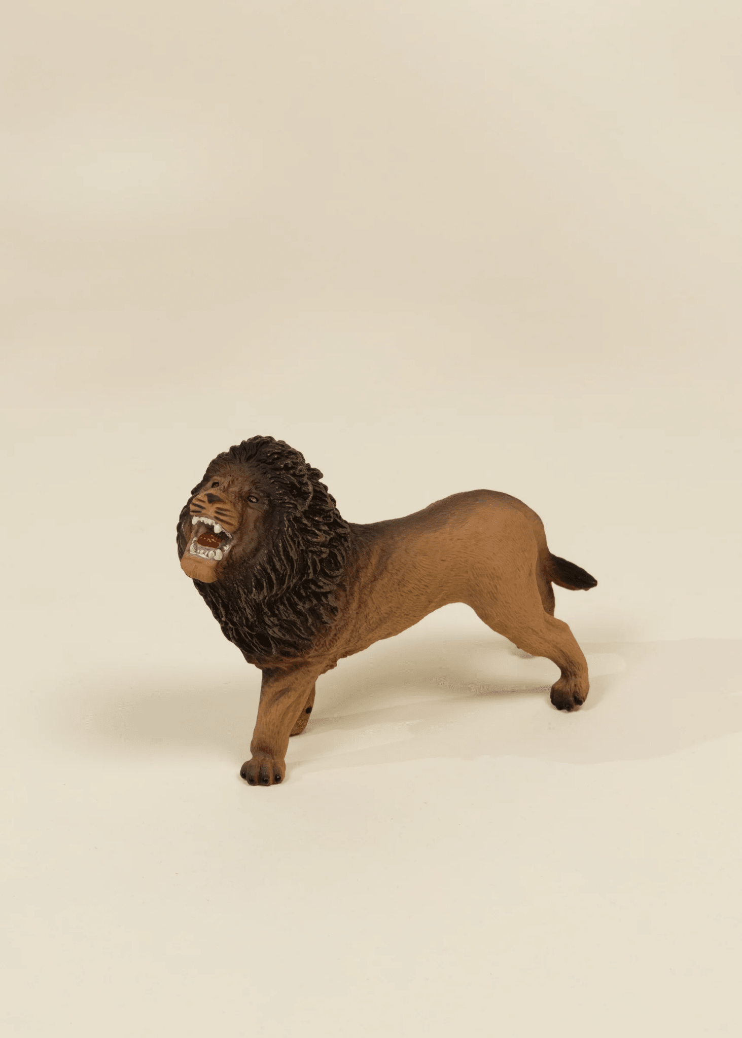 Large Wildlife Animal Play Figurine – Lion - Mastermind Toys___250080