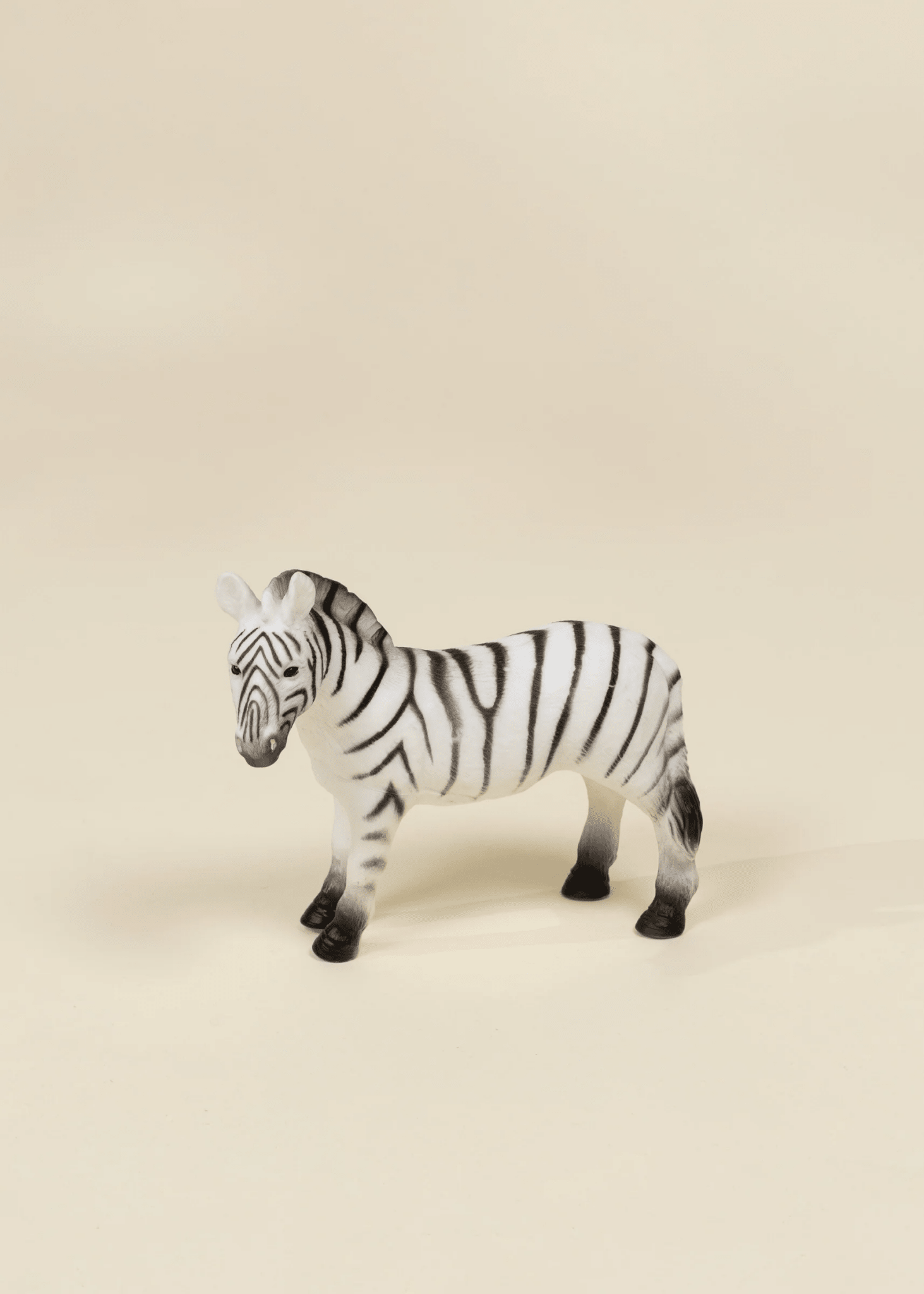 Large Wildlife Animal Play Figurine – Zebra - Mastermind Toys___250081
