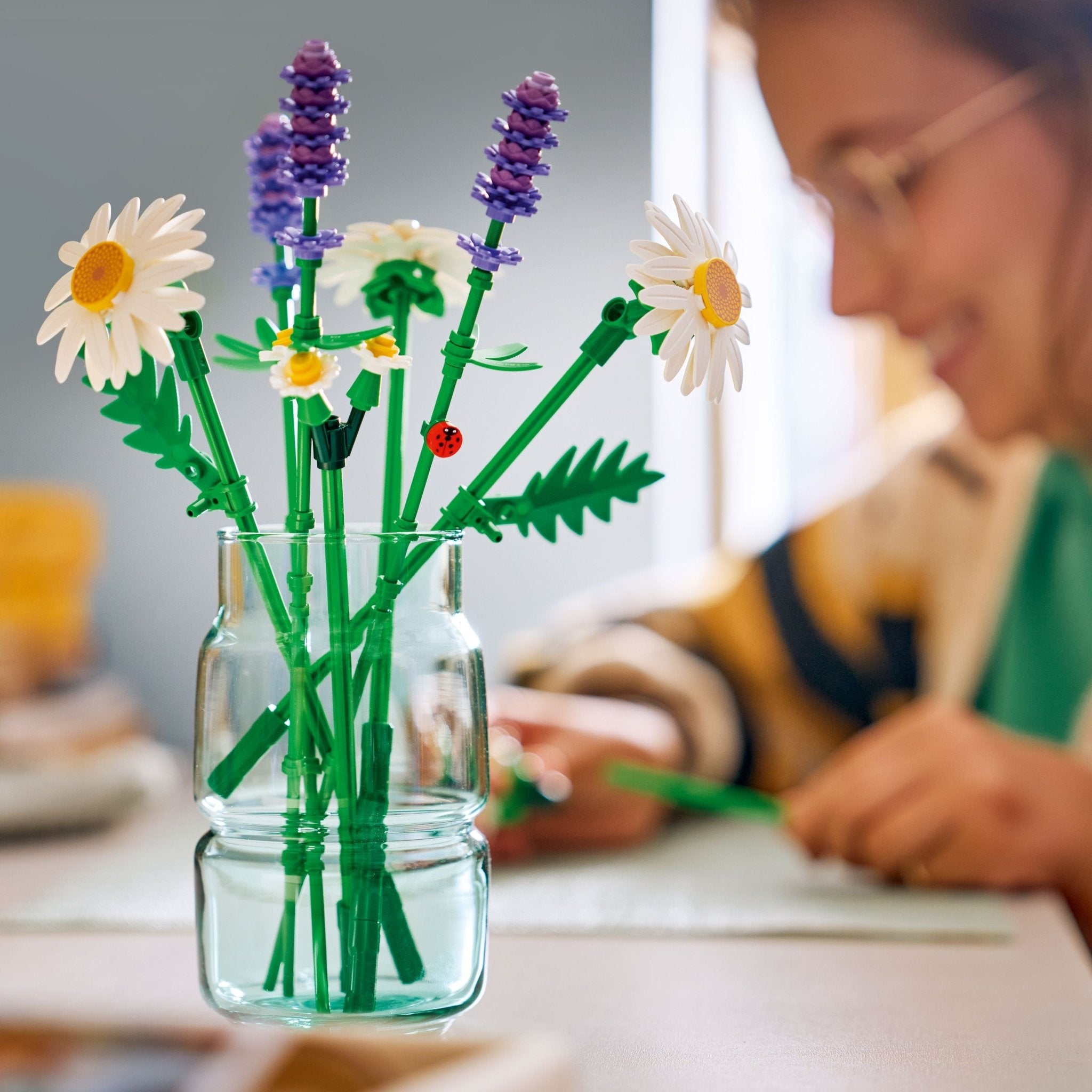 LEGO® Botanicals Daisies Flower Decor 11508 - Mastermind Toys___249475