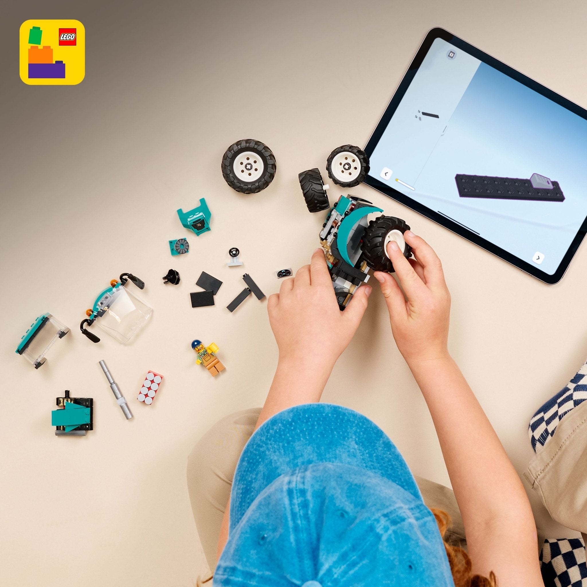 LEGO® City Tractor 60498 - Mastermind Toys___249543