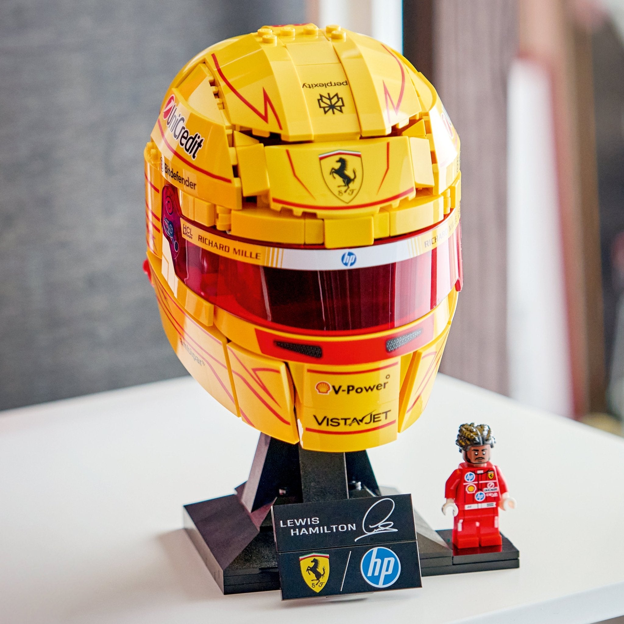LEGO Editions Scuderia Ferrari HP Lewis Hamilton Helmet 43022 - Mastermind Toys___253736