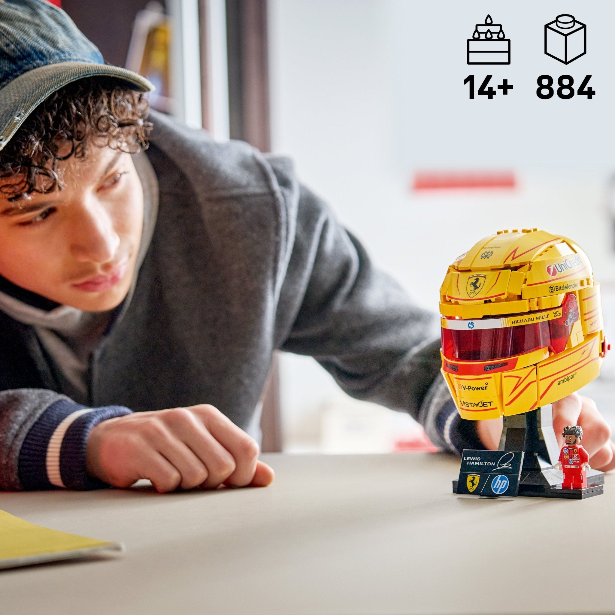 LEGO Editions Scuderia Ferrari HP Lewis Hamilton Helmet 43022 - Mastermind Toys___253736