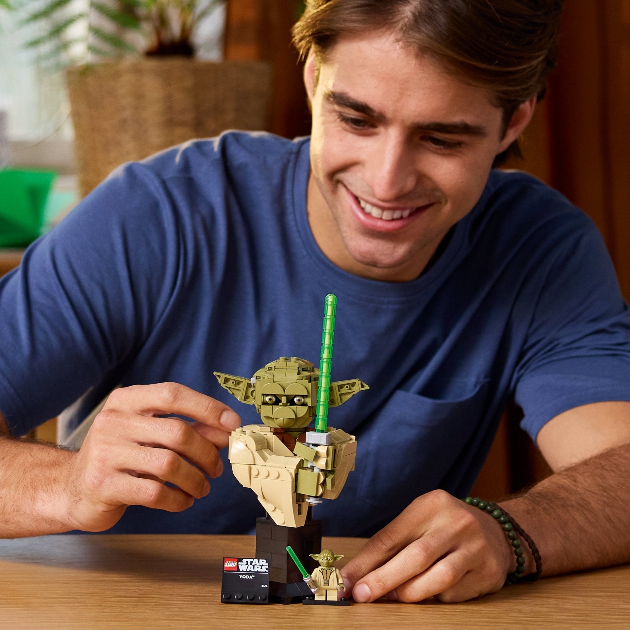 LEGO Star Wars: Attack of the Clones Yoda Bust 75438 - Mastermind Toys___253744