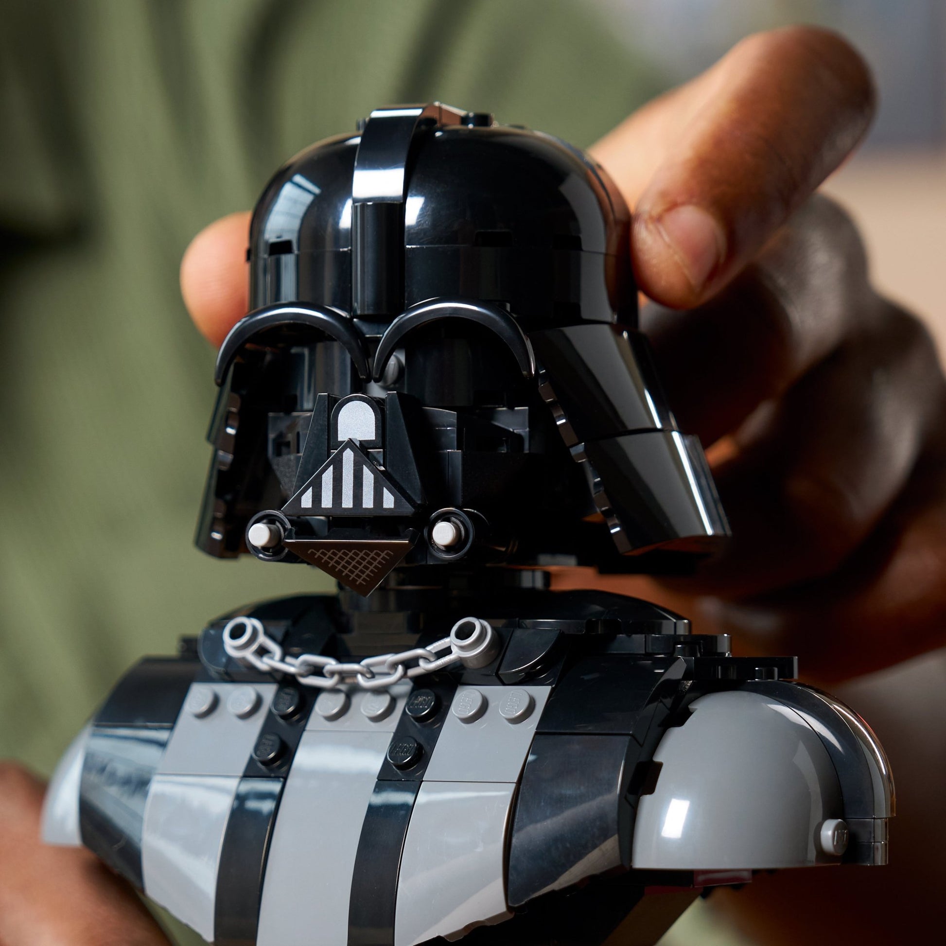 LEGO Star Wars Darth Vader Bust 75439 - Mastermind Toys___253745