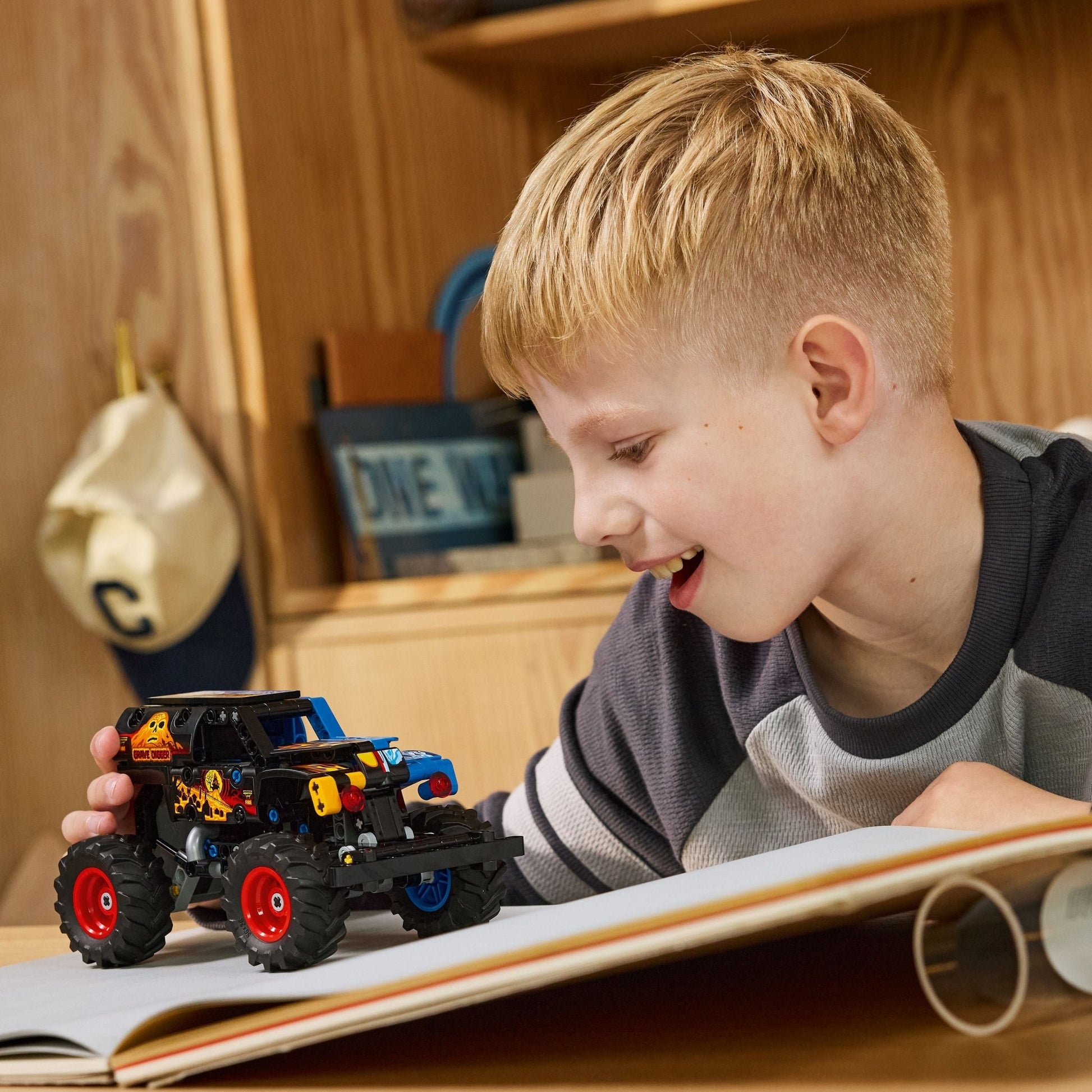 LEGO® Technic™ Monster Jam™ Grave Digger™ Fire and Ice 42219 - Mastermind Toys___249500