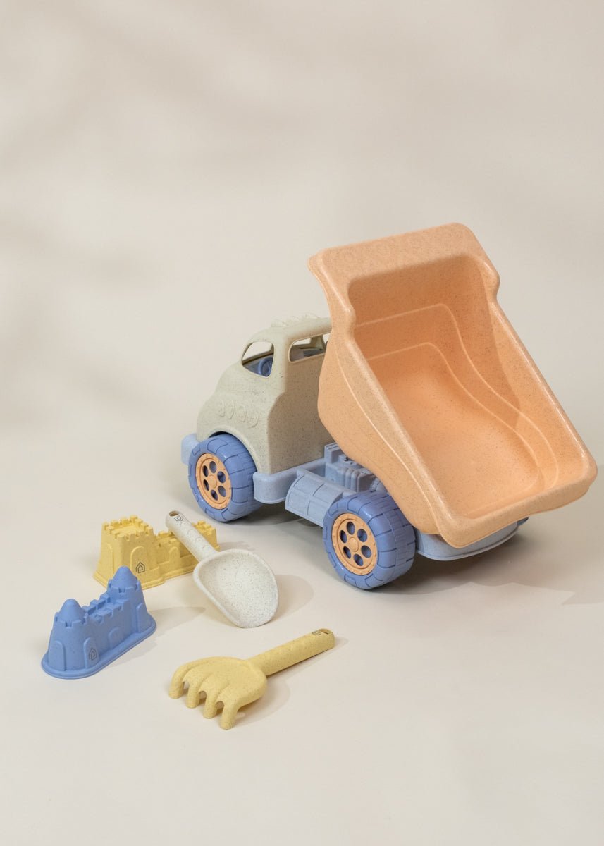 Oversized 5 - Piece Wheat Straw Sand Toy Set – Dump Truck & Accessories - Mastermind Toys___249991