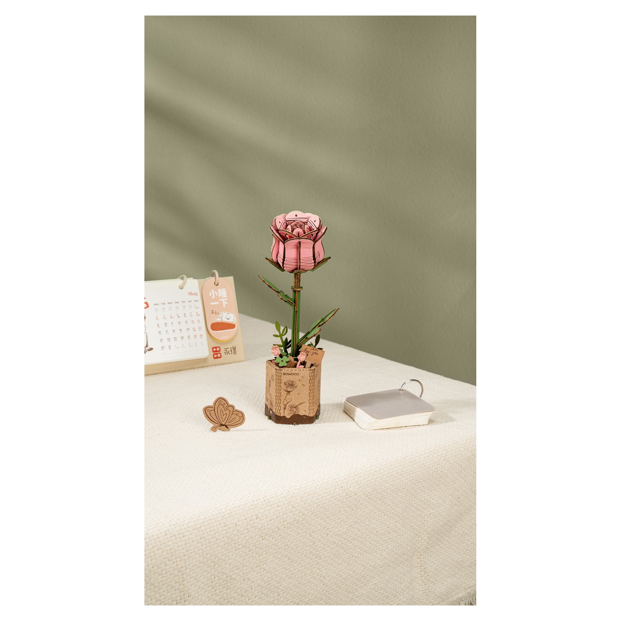 Pink Rose - Mastermind Toys___248365