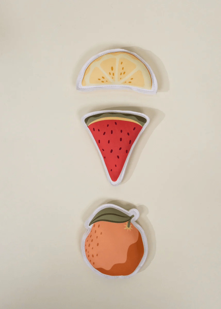 Set of 3 Neoprene Diving Figures – Summer Fruits - Mastermind Toys___250252