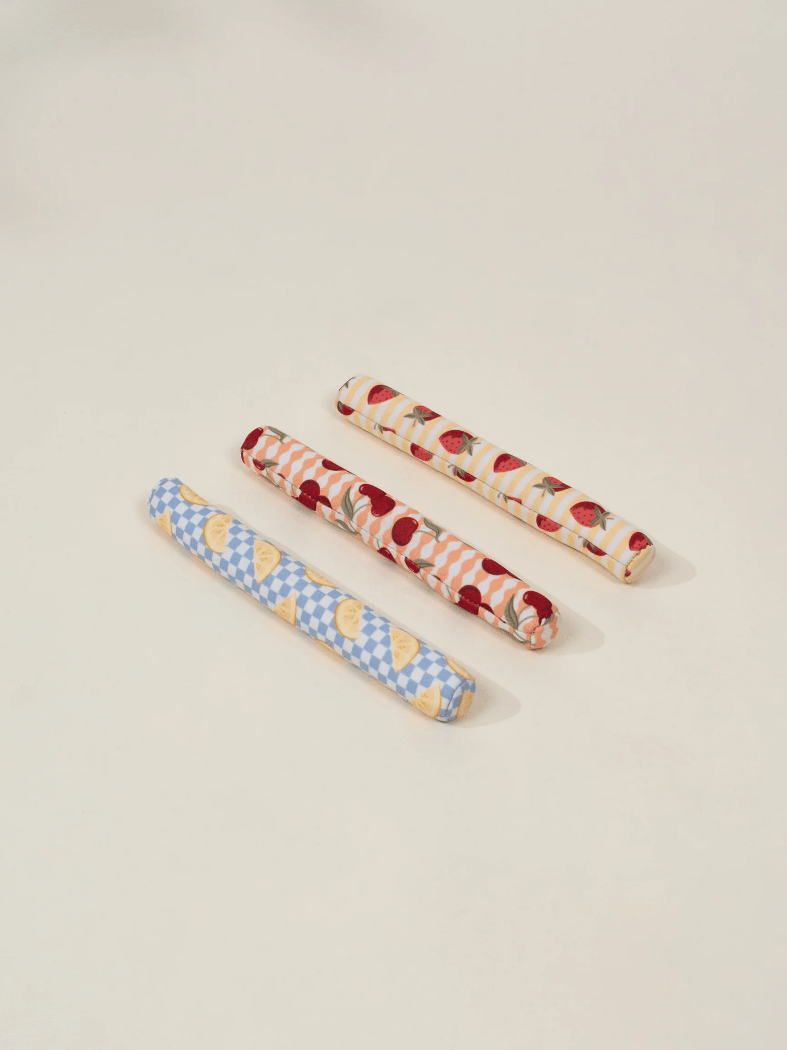 Set of 3 Neoprene Diving Sticks – Summer Fruits - Mastermind Toys___250254