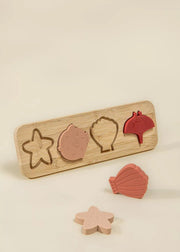 Silicone Puzzle on Wooden Plate - Ocean - Mastermind Toys___236964