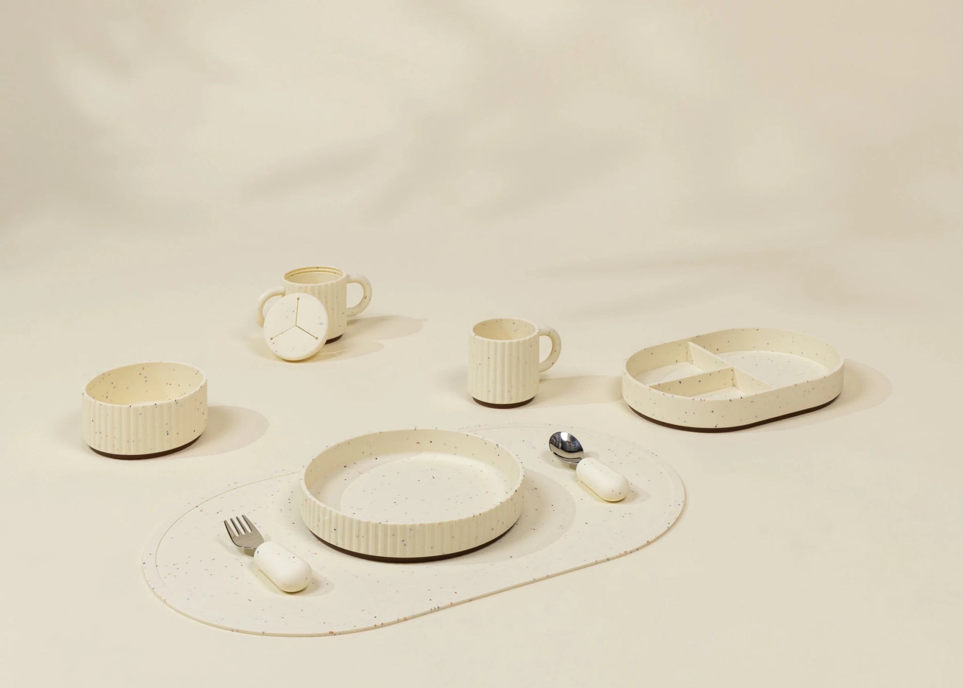 Silicone Toddler Bowl – Pottery Collection - Mastermind Toys___249904