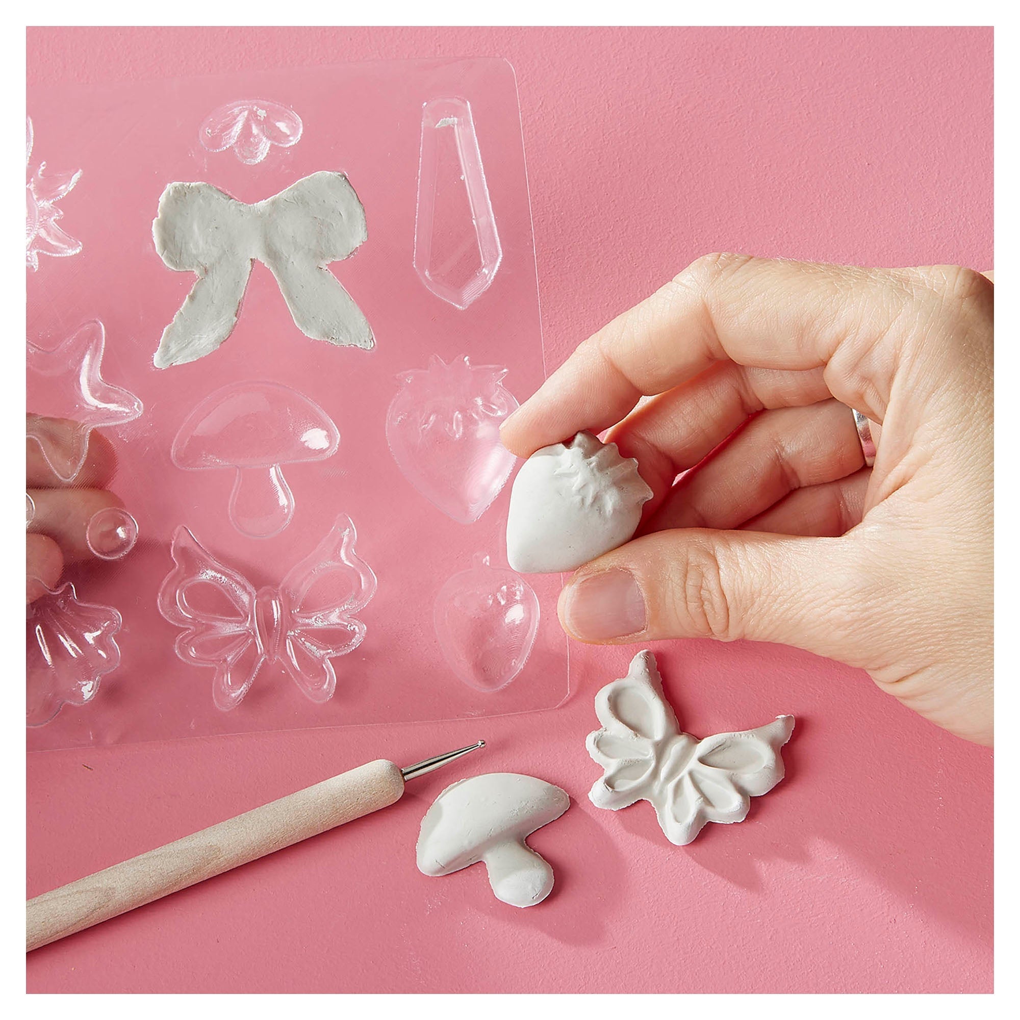 Wish*Craft Sculpt Clay Jewelry - Mastermind Toys___245761